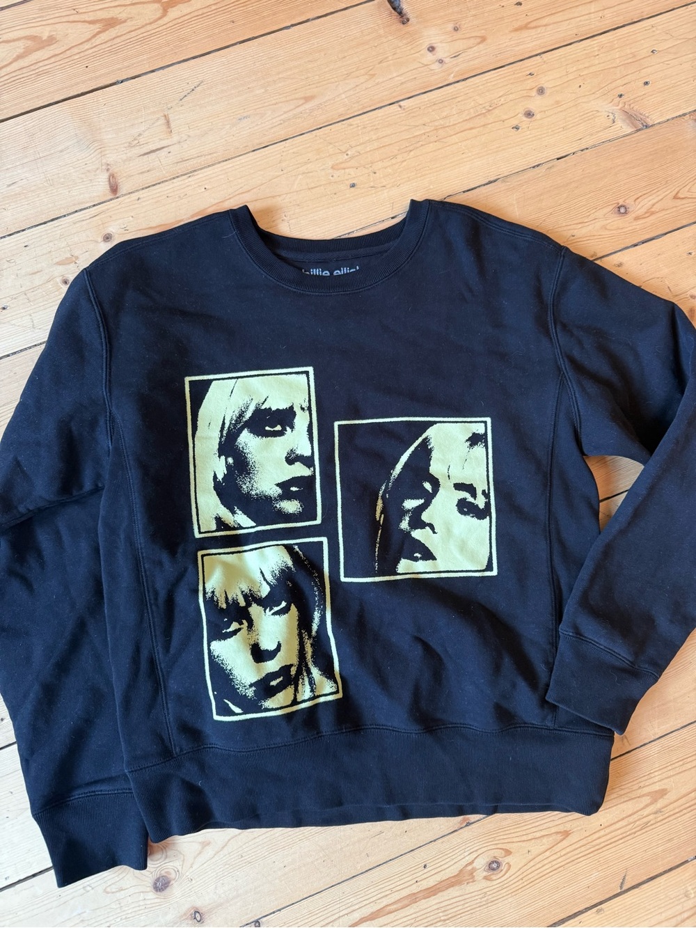 Billie Eilish 2022 Crewneck Happier Than Ever world tour medium sweatshirt black